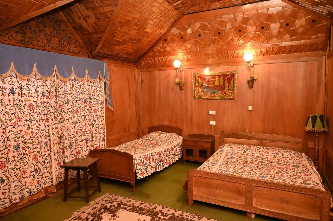 Kings Houseboats Hotel Srinagar  Ngoại thất bức ảnh