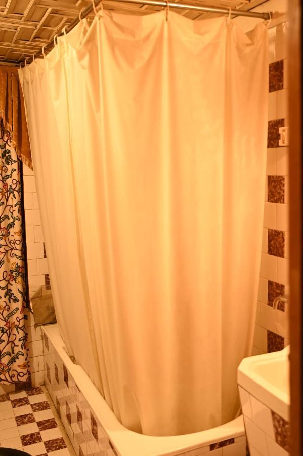 Kings Houseboats Hotel Srinagar  Ngoại thất bức ảnh