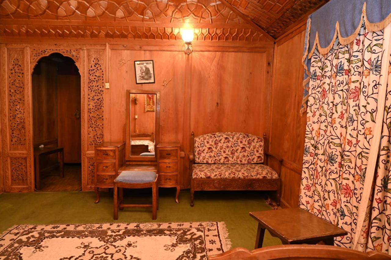 Kings Houseboats Hotel Srinagar  Ngoại thất bức ảnh